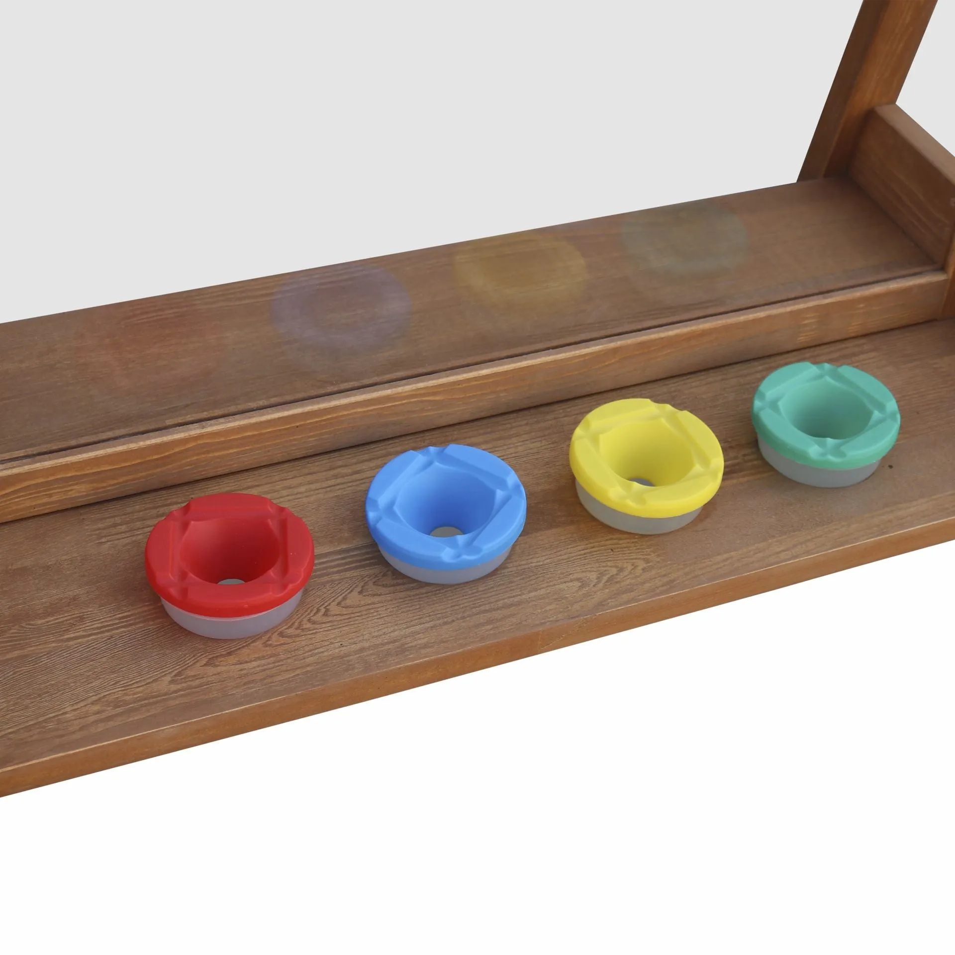 BYD Eric Activity Wooden Easel