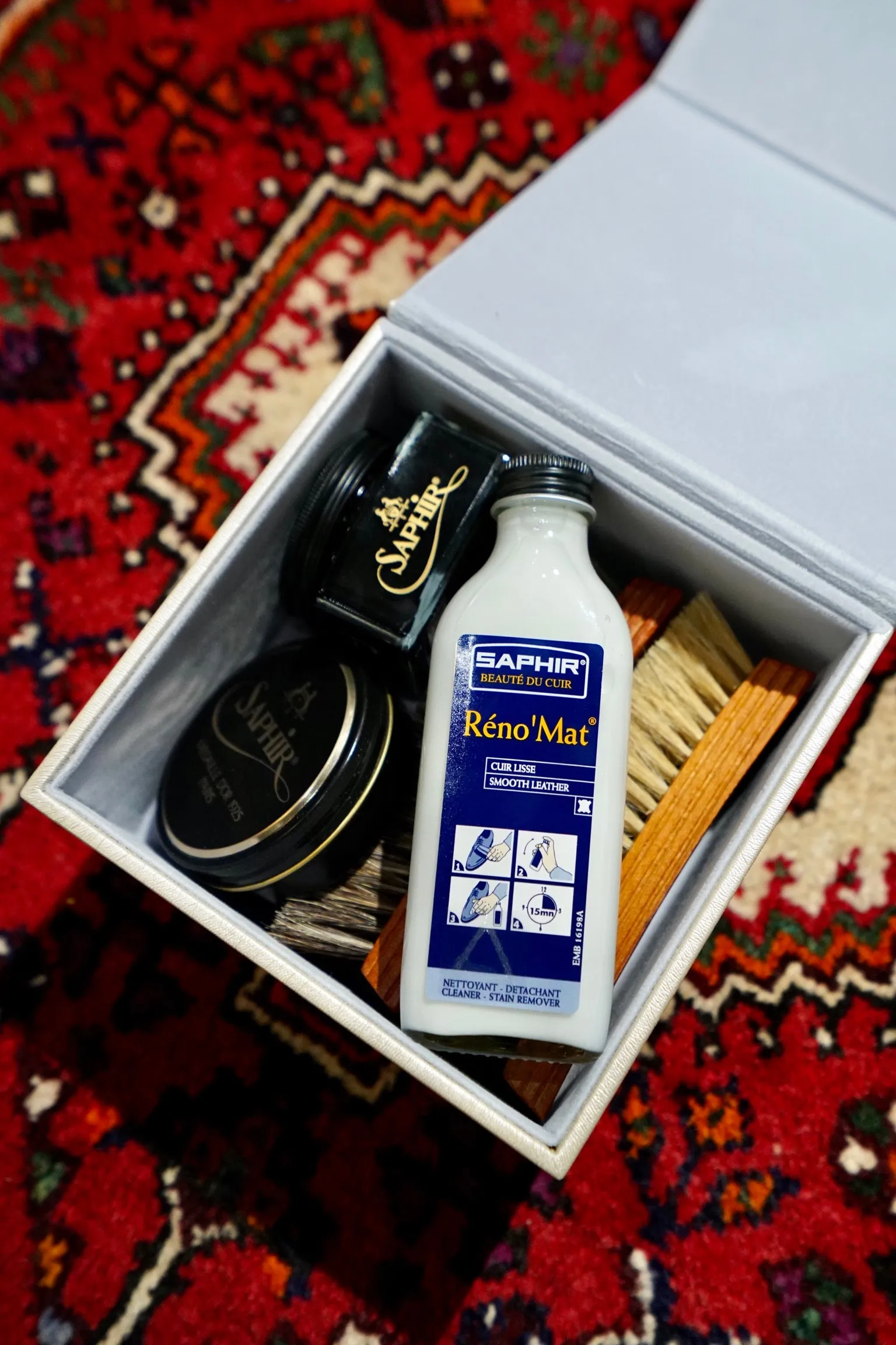 STORAGE BOX