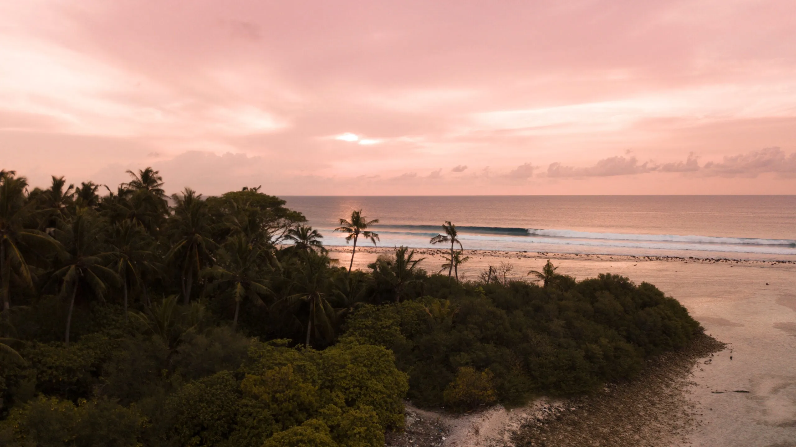 SUSTAINABLE LUXURY ISLAND STAY WITH EQ SURF RETREAT MALDIVES 